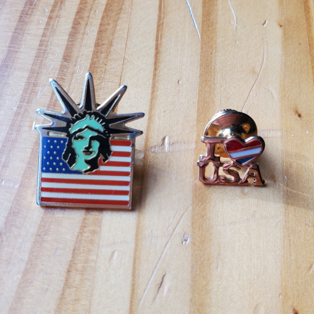 USA flag and liberty pin + I love (heart) USA pin